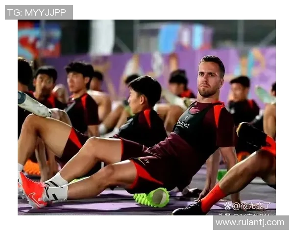 球星炫酷花式踩球瞬间展现极致控球技巧全场惊叹