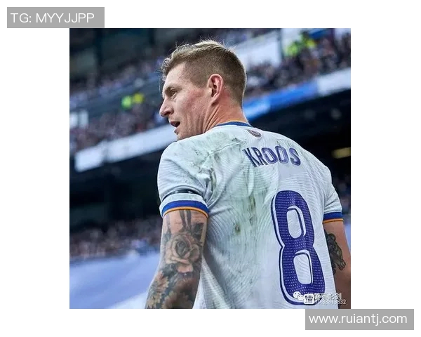 足球巨星弹跳能力排名揭秘 谁是绿茵场上真正的空中霸主 足球巨星弹跳能力排名揭秘 谁是绿茵场上真正的空中霸主